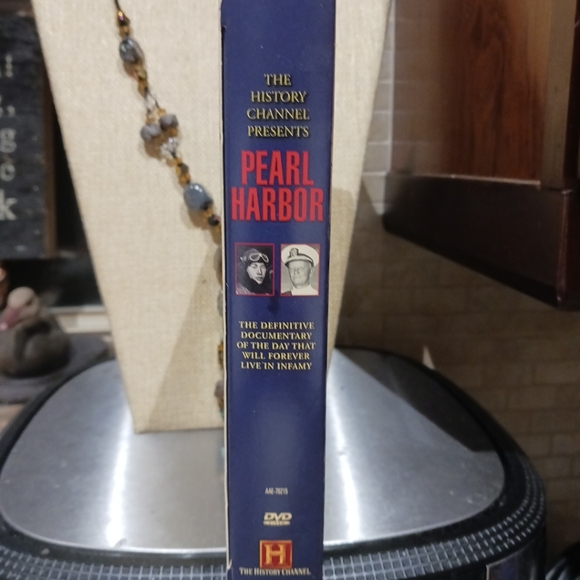 The History Channel Presents- Pearl Harbor (2-Disc DVD Box Set, 2001) - Region 1 - Picture 2 of 14
